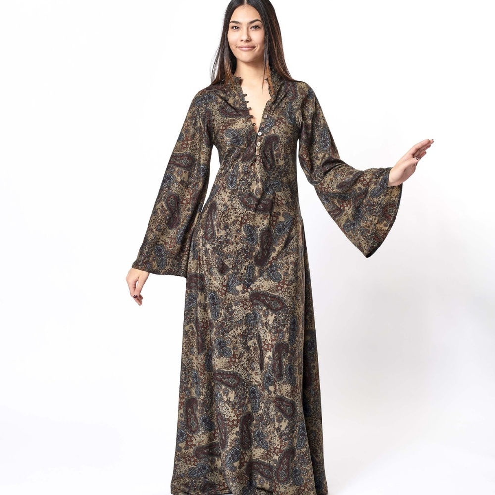 Kristen Bellamy Smoke Paisley Kaftan
